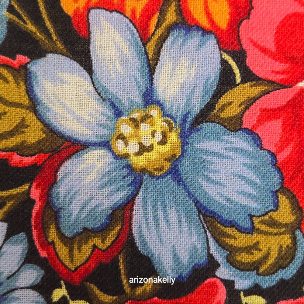 NWOT Pavlovo Posad Wool Square Scarf Vibrant Floral Design - Picture 12 of 14